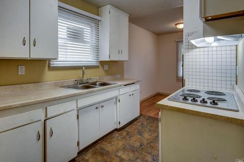 2901 Estates Ave, Pinole, CA 94564 photo 5