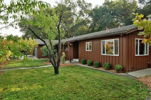 126 Brookside Dr, Cloverdale, CA 95425 photo 2