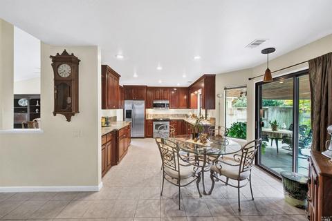618 Hawk Dr, Vacaville, CA 95687 photo 16