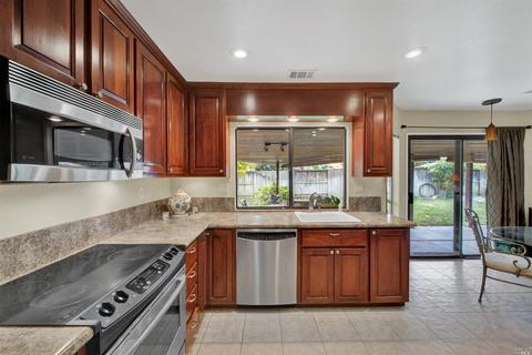 618 Hawk Dr, Vacaville, CA 95687 photo 19