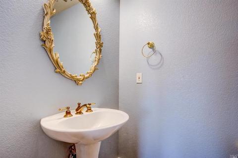 6032 Claret Ct, Vallejo, CA 94591 photo 10