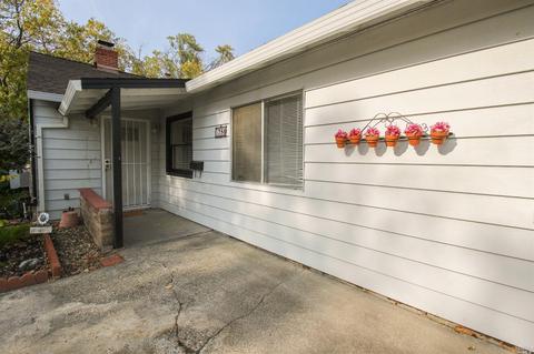 1758 York St, Fairfield, CA 94533 photo 6