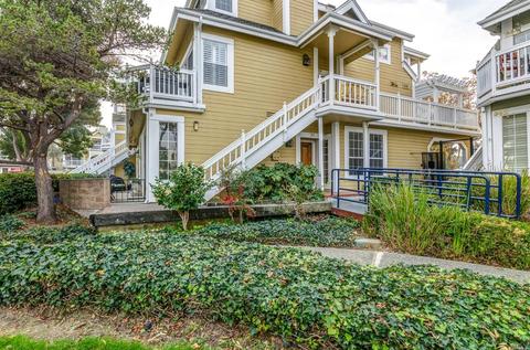 334 E 2nd St, Benicia, CA 94510 photo 2