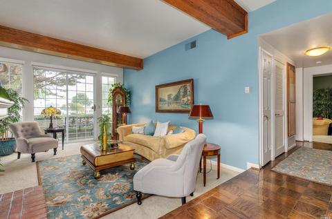 334 E 2nd St, Benicia, CA 94510 photo 8