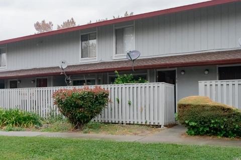 50 Villa Cir, Fairfield, CA 94533 photo 2