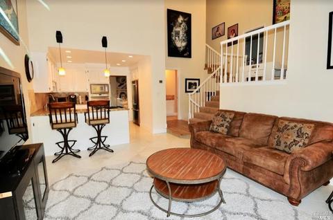 9265 Lakewood Dr, Windsor, CA 95492 photo 1