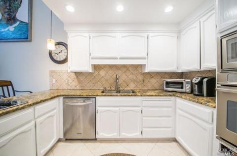 9265 Lakewood Dr, Windsor, CA 95492 photo 3
