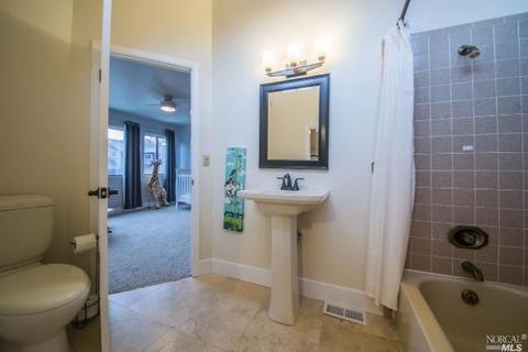 9265 Lakewood Dr, Windsor, CA 95492 photo 11