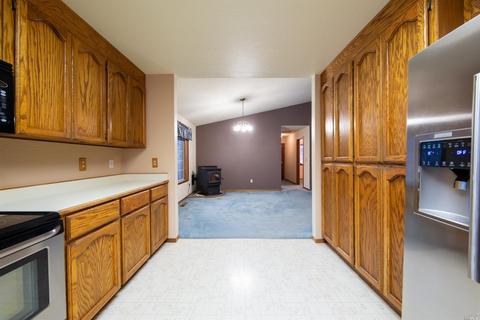 1266 Cobb Pl, Willits, CA 95490 photo 10