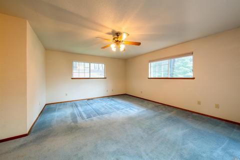 1266 Cobb Pl, Willits, CA 95490 photo 4