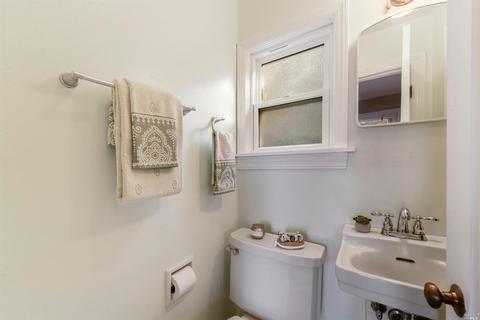 158 C St, Vallejo, CA 94590 photo 25