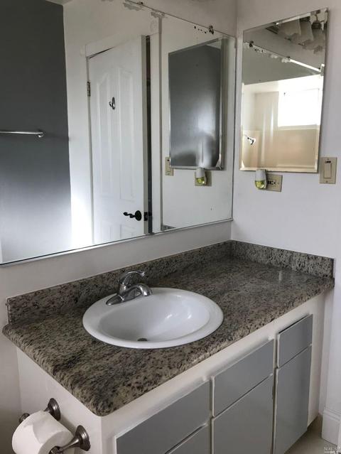 1017 Ohio St, Fairfield, CA 94533 photo 9