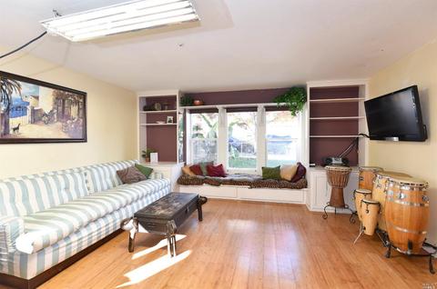 3 Capitola Ct, Napa, CA 94559 photo 3