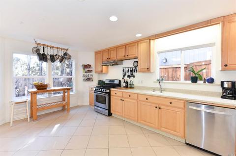 3 Capitola Ct, Napa, CA 94559 photo 6