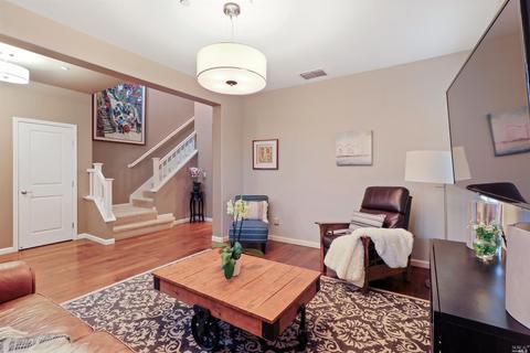 105 Willowbend Ct, Napa, CA 94559 photo 9