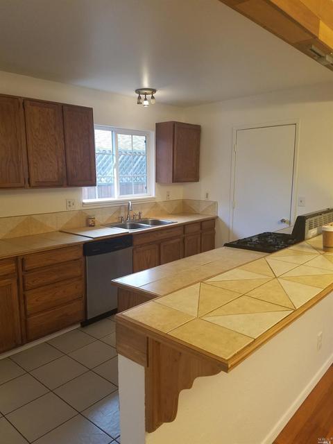 218 E Valley St, Willits, CA 95490 photo 7