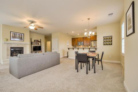 192 Johnson St, Windsor, CA 95492 photo 6