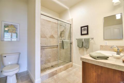 192 Johnson St, Windsor, CA 95492 photo 13