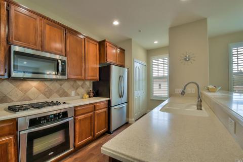 192 Johnson St, Windsor, CA 95492 photo 8