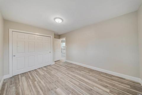 1198 Whitney Ave, Napa, CA 94559 photo 11