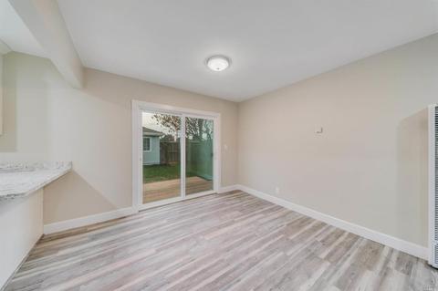 1198 Whitney Ave, Napa, CA 94559 photo 5