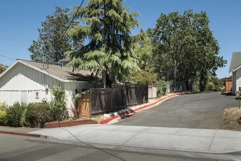 1311 D St, Petaluma, CA 94952 photo 2