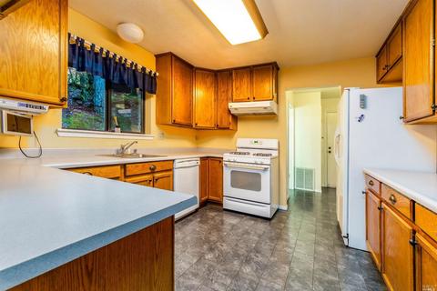 24118 Birch Cir, Willits, CA 95490 photo 6