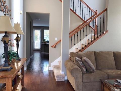 630 Peridot Pl, Fairfield, CA 94534 photo 3