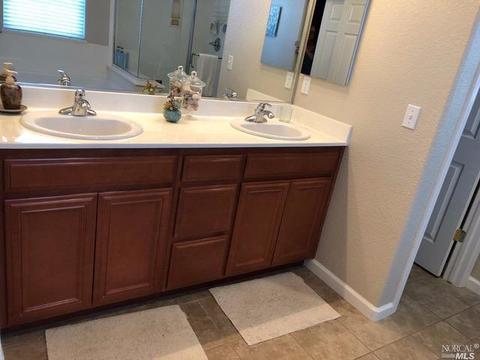 630 Peridot Pl, Fairfield, CA 94534 photo 11
