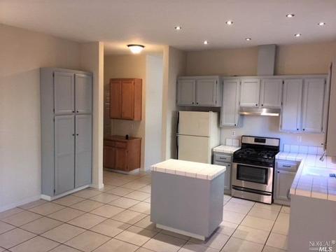 1850 Howard Dr, Windsor, CA 95492 photo 8
