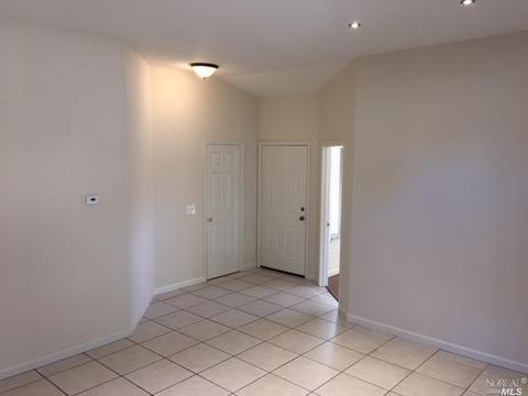 1850 Howard Dr, Windsor, CA 95492 photo 3