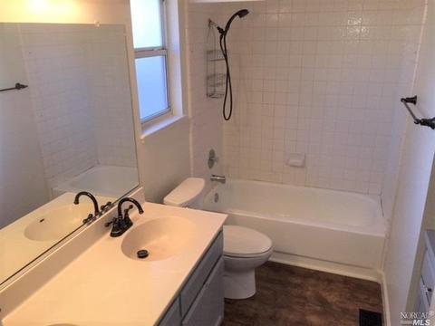 1850 Howard Dr, Windsor, CA 95492 photo 17