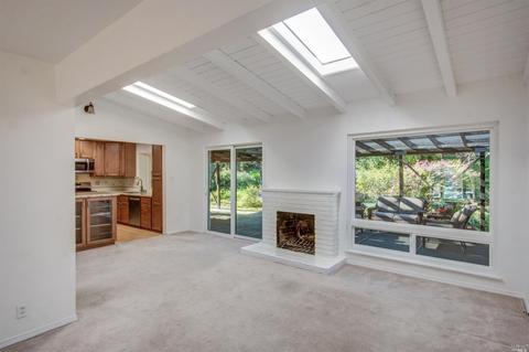 540 Eldridge Ave, Novato, CA 94947 photo 4