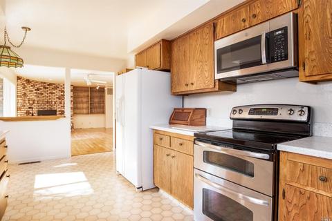 705 Willow Ave, Ukiah, CA 95482 photo 17