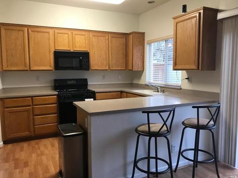5080 Constable Ct, Fairfield, CA 94534 photo 6