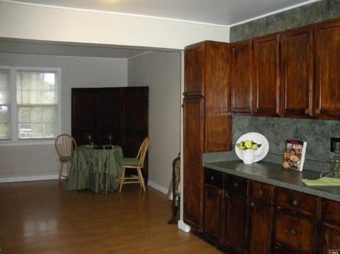 26 Parrott St, Vallejo, CA 94590 photo 2