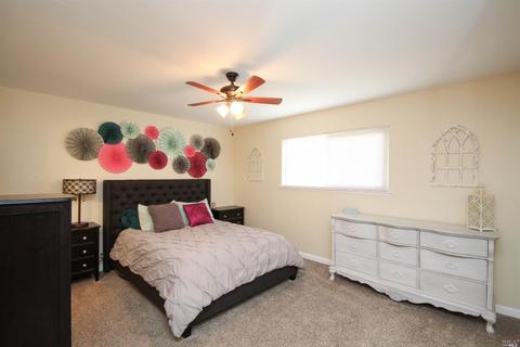 257 Edwin Dr, Vacaville, CA 95687 photo 21