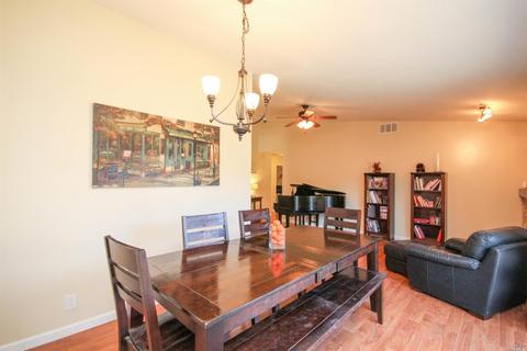 257 Edwin Dr, Vacaville, CA 95687 photo 9