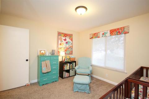 257 Edwin Dr, Vacaville, CA 95687 photo 17