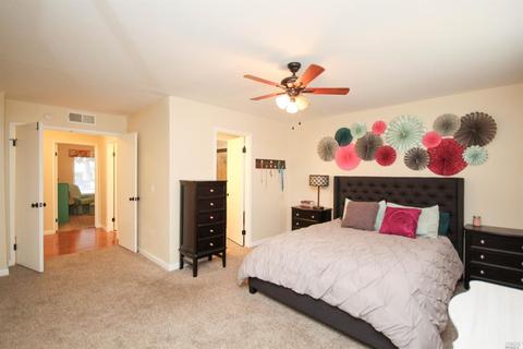 257 Edwin Dr, Vacaville, CA 95687 photo 22