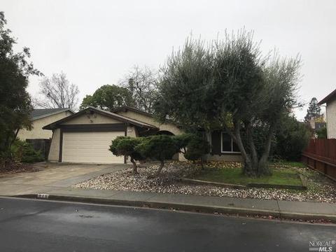 718 Fallbrook Ave, Vacaville, CA 95687 photo 1