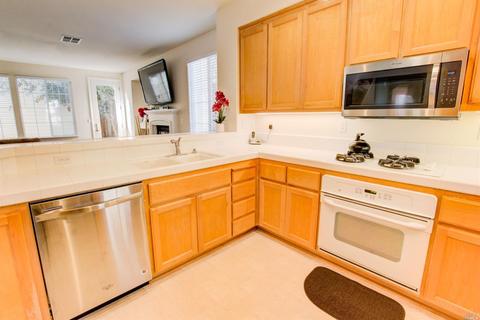 6170 Ashwell Way, Vallejo, CA 94591 photo 11