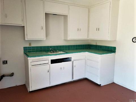 2127 Parrish Rd, Napa, CA 94559 photo 3
