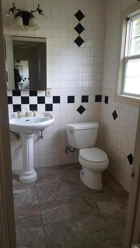 1415 Napa St, Vallejo, CA 94590 photo 3
