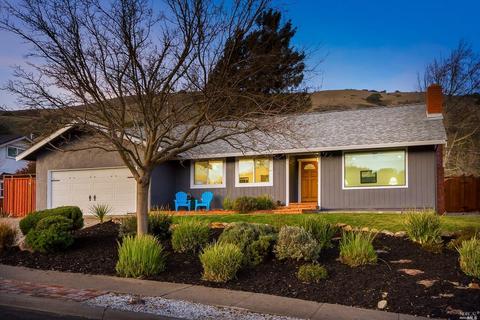 55 Taurus Dr, Novato, CA 94947 photo 2