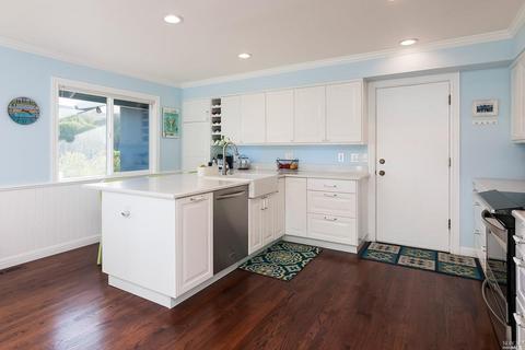 55 Taurus Dr, Novato, CA 94947 photo 6
