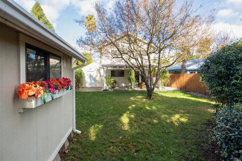 841 Dora Ave, Ukiah, CA 95482 photo 30