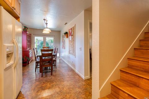 841 Dora Ave, Ukiah, CA 95482 photo 12
