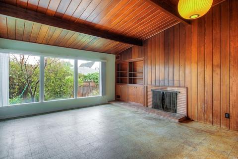 701 Oak Ter, Petaluma, CA 94952 photo 4