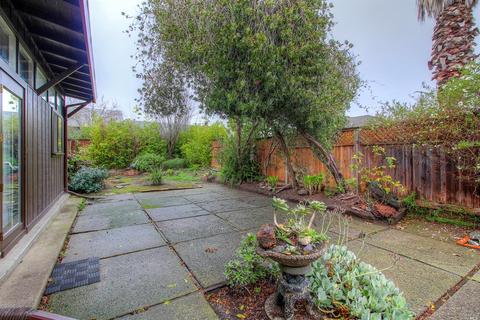701 Oak Ter, Petaluma, CA 94952 photo 22